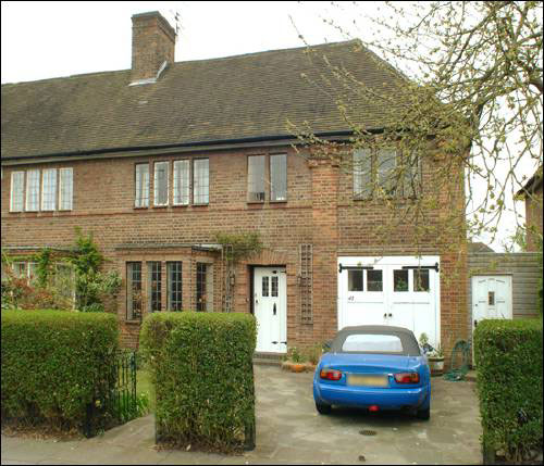 42 Middleway